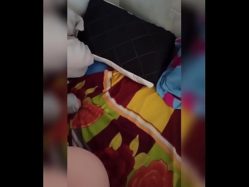 ❤️ Nag-iisa ang kasama ko sa bahay dahil nagbabakasyon ang kanyang asawa at sinasamantala ko ang pagkakataon na sipain siya at punuin ng gatas ang kanyang puwet. ❤️ Anal porn sa amin ﹏